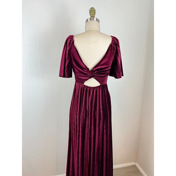 ASOS Burgundy Wine Velvet Maxi Dress 4 Empire Waist Pleated Twist Cutout Back - Picture 7 of 16